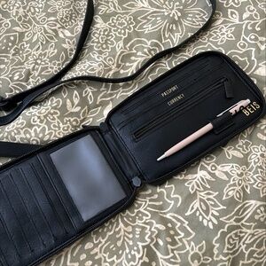 Beis Passport Bag